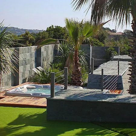 Vakantiehuis Porto-vecchio Sleeps 14 Pool Pinarellu