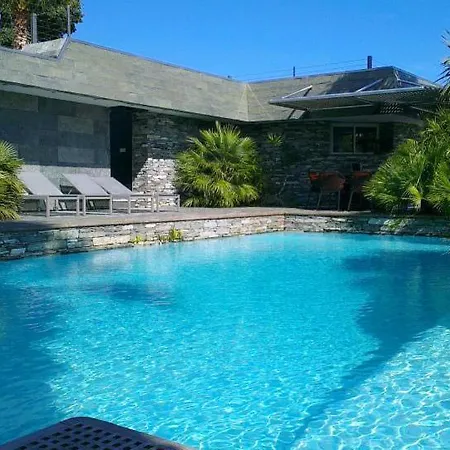 Porto-vecchio Sleeps 14 Pool Nyaraló *