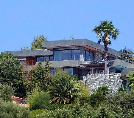 Porto-vecchio Sleeps 14 Pool Nyaraló *